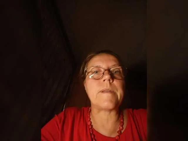 AlitsiaKiver — Freechat on BongaCams