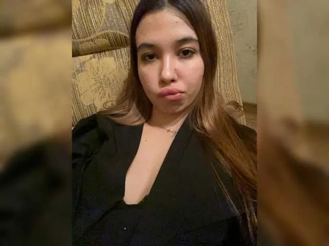 anya-del on BongaCams 