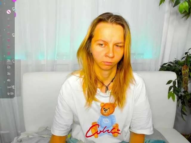 Beellami — Freechat on BongaCams