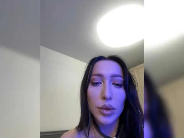Bellaluna — Freechat on BongaCams
