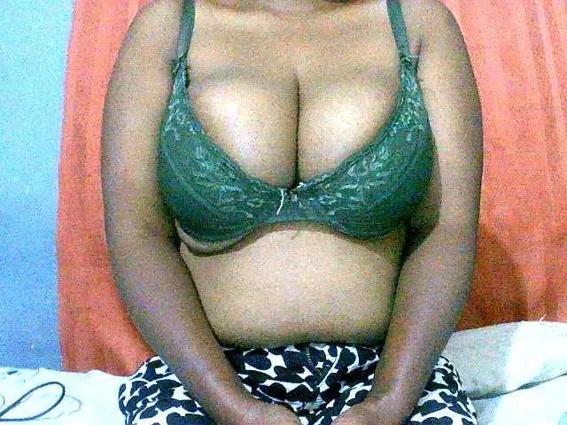 Elisahh — Freechat on BongaCams