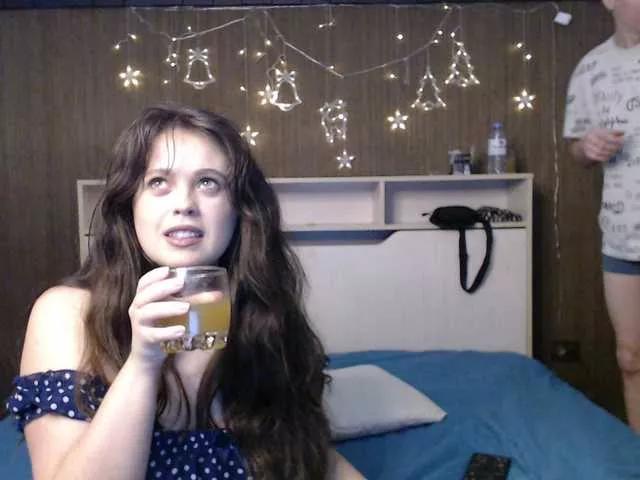 Gummy7bears on BongaCams 