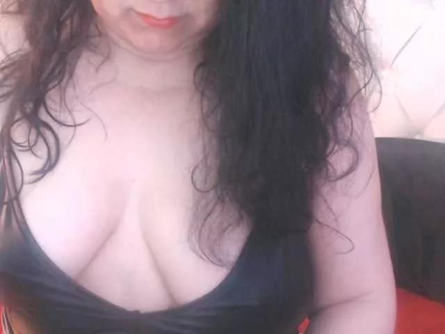 Maturepriscila on BongaCams 