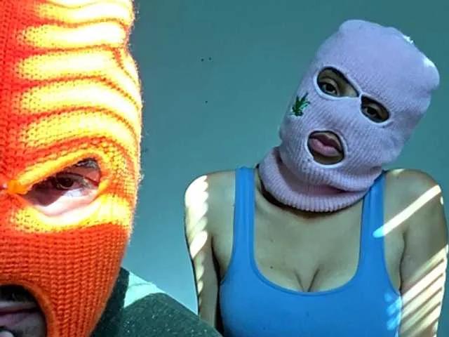 Skimaskcouple891081 — Freechat on BongaCams