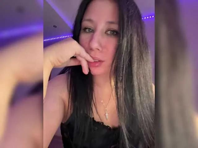 SLUZHANKA — Freechat on BongaCams
