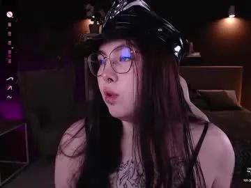 arizonaa_muse — make my legs tremble with pleasure today  - Goal:   teasing dance #feet #smoke #curvy #german #goth