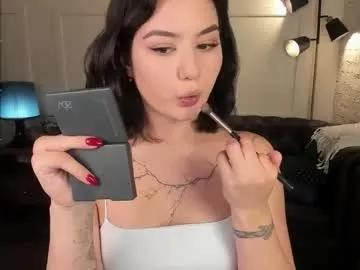 black_pant3r — seduce you with hot moves  [99 tokens left] #british #cuckold #sph #joi #sissy