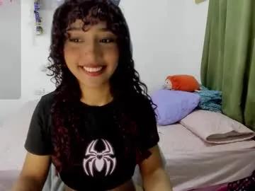 briar_05 — hey! i am new, would u like a little of fun with me? // GOAL: rub pussy spread legs [115 tokens left] // EPIC GOAL: Rub pussy in spagatt!!! [974 tokens left] #bigass #muscle #smalltits #latina #ebony