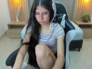 carlina_15 — GOAL: I write your name on my foot       300 [988 tokens remaining] Welcome to my room! #petite #skinny #longhair #18 #daddysgirl