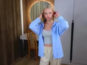 cletaunderkoffler — Goal: show boobs + oil show  I'm Aria, im new here!! #new #lovense #18 #blonde #teen [825 tokens remaining]