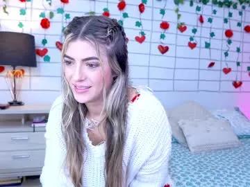 dani_moore — Gnite #TeamMoore @goal top Off and Ice Show Look my TIP MENU ON BIO  Help me to help animals x 444tk  Enjoy the Show  #latina #petite #natural #smalltits #cute [1777 tokens remaining]