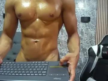 daniel_leconte — #muscle #latino #findom #cum #bigcock [2975 tokens remaining]