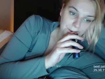 foxfrromearth — make me squirt ;) premium pvt open #young  #squirt   #lovense #hairy    #british