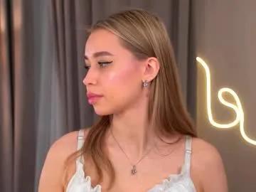 jjennnyy — GOAL: Neck caressing with touching collarbone! | Hey, i'm Jenny! My fav patterns 120/160/444 tk! Action Wheel - 44 tk! Lush Wheel - 77 tk! #bigboobs #new # #18 #young #teen [15 tokens remaining]