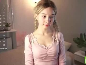 lynngroves — Goal: Spanking my ass until it's red=5tk Hello, i am Sofia ! PVT open #young #blonde #18 #lovense #anal [39 tokens remaining]