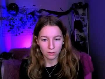 moon_sana — GOAL: dance [666 tokens remaining] Welcome to my room! #pvt #brunette #18 #shy #lovense