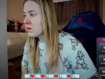 oliviamunk — LAZY MODEL HERE...LOVENSE ON!! #bignipples #bdsm #slut #curvy #submissive