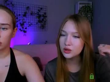 playful_sophie — shake ass   #shy #18 #nonude #lovense #new [197 tokens remaining]