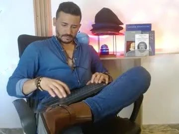 reiko_85_ — Goal: cum show #bigcock #cum #latino #feet #hairy