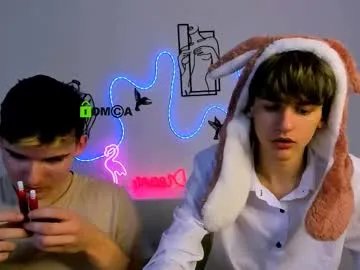 rico_steel — GOAL: make my day happy [732 tokens remaining] Welcome to my room! #feet #pvt #18 #ticket #muscles