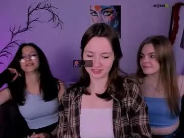 veronica_bubble — GOAL: doggy style [103 tokens remaining] Welcome to my room! #pvt #teen #cum #deepthroat #bigcock