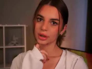 vondapeake — GOAL : Sucking fingers close up  Hey i`m Sofia,glad to see you on my first stream  #new #shy #18  #cute  #brunette [55 tokens remaining]