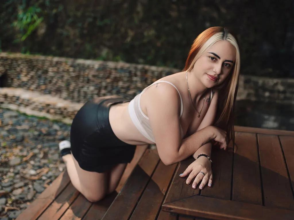 AdaraSky — I'm turned on by kindness, patience, and confident energy. I love when someone takes their time, makes me blush, and makes me feel desired. Whisper something nice... and watch what happens.