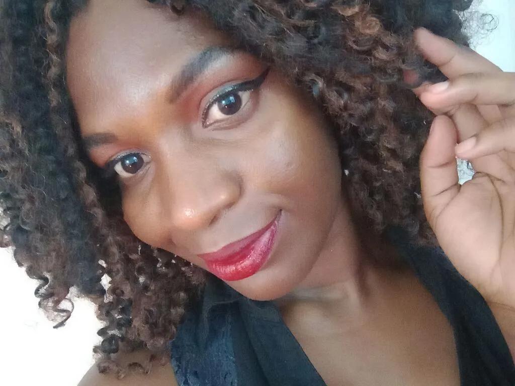 AlexGons — I love dominant men, those who know how to take control and make me feel completely theirs... I enjoy it when they possess every inch of my body and make me lose myself in their games of pleasure. I am attracted to the combination of strength and...