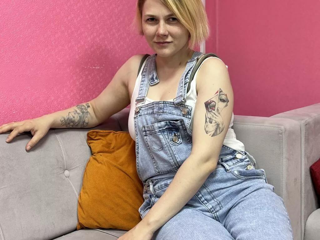 AliceMaurik — I appreciate your respect for me as a person. I am grateful for the generosity of those who offer gifts or tips, as this demonstrates your gratitude and support for me. Getting compliments from the audience about my appearance, abilities or shows...