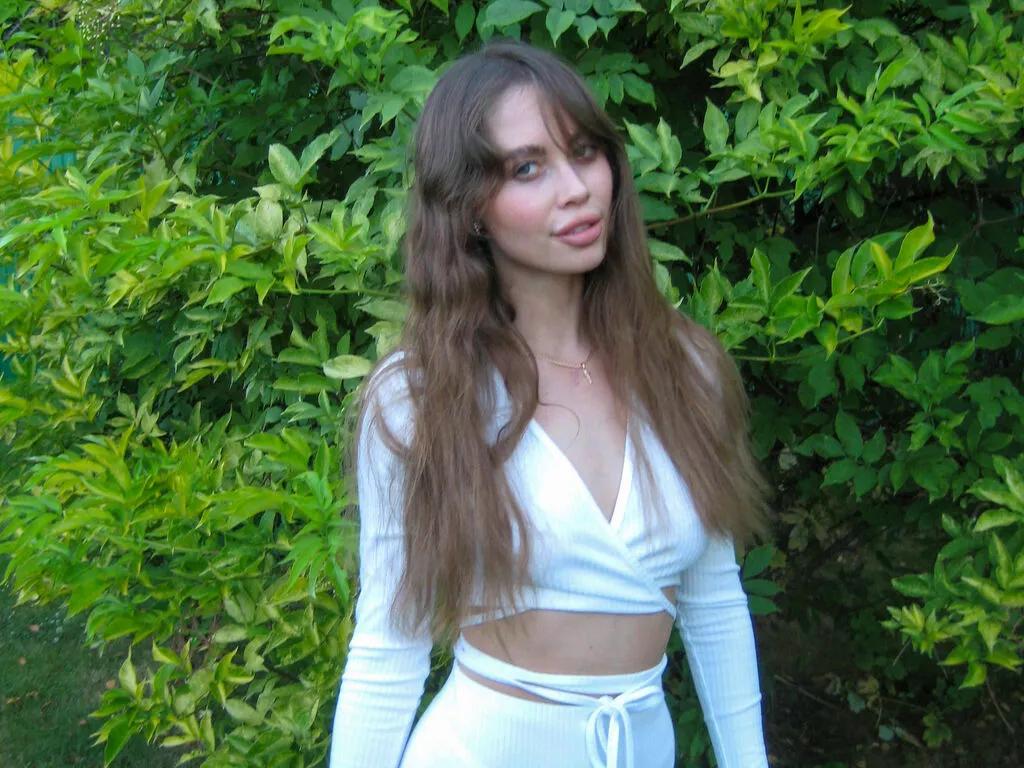AmandaRiver — fun, teasing, dances, music, nature,  jokes, sex, emotions, special connection and attention.