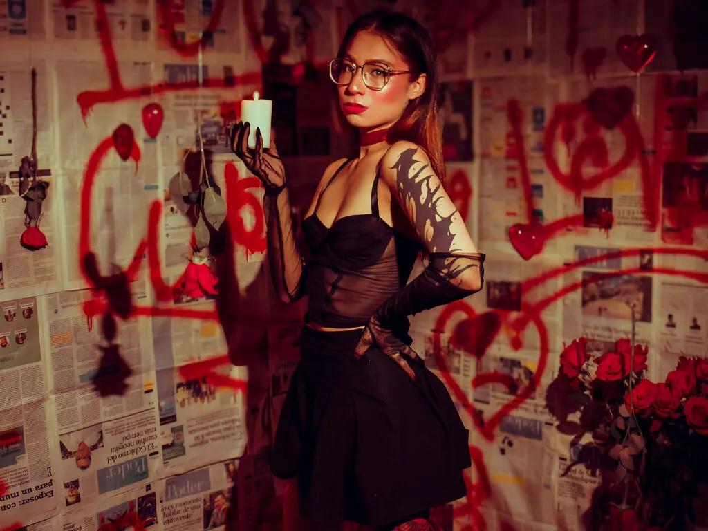 AmberBlairr — What excites me most is not always visible to the naked eye. It is not just the smoke that exhales with pleasure or the tattoos that travel my skin. It is sincerity ... that raw and authentic connection that occurs when two souls open without fear....