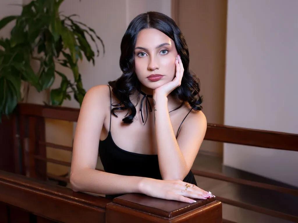 ElizabethHarlow — I like fashion and shoes. I always say yes to going out especially to new places and great experiences 