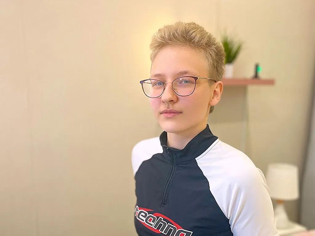 EllaPeres — Open minded people