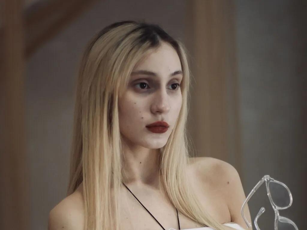 EllieFroster — I love positive people, bright moments in life filled with happiness