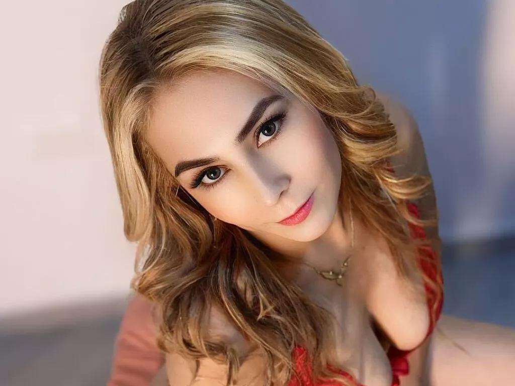 GiselaBell — One of my greatest pleasures is traveling and getting to know the wonderful places this world has to offer. I love eating healthy (I must take care of my health and my body), I love going to the movies, I love playing sports, I am a dancer so I will...