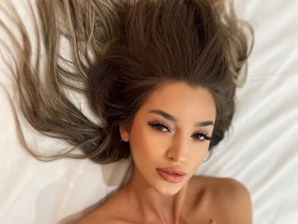 HanaRoss — I love animals,music,dance,nature,food,fashion, travelind and kind people!!