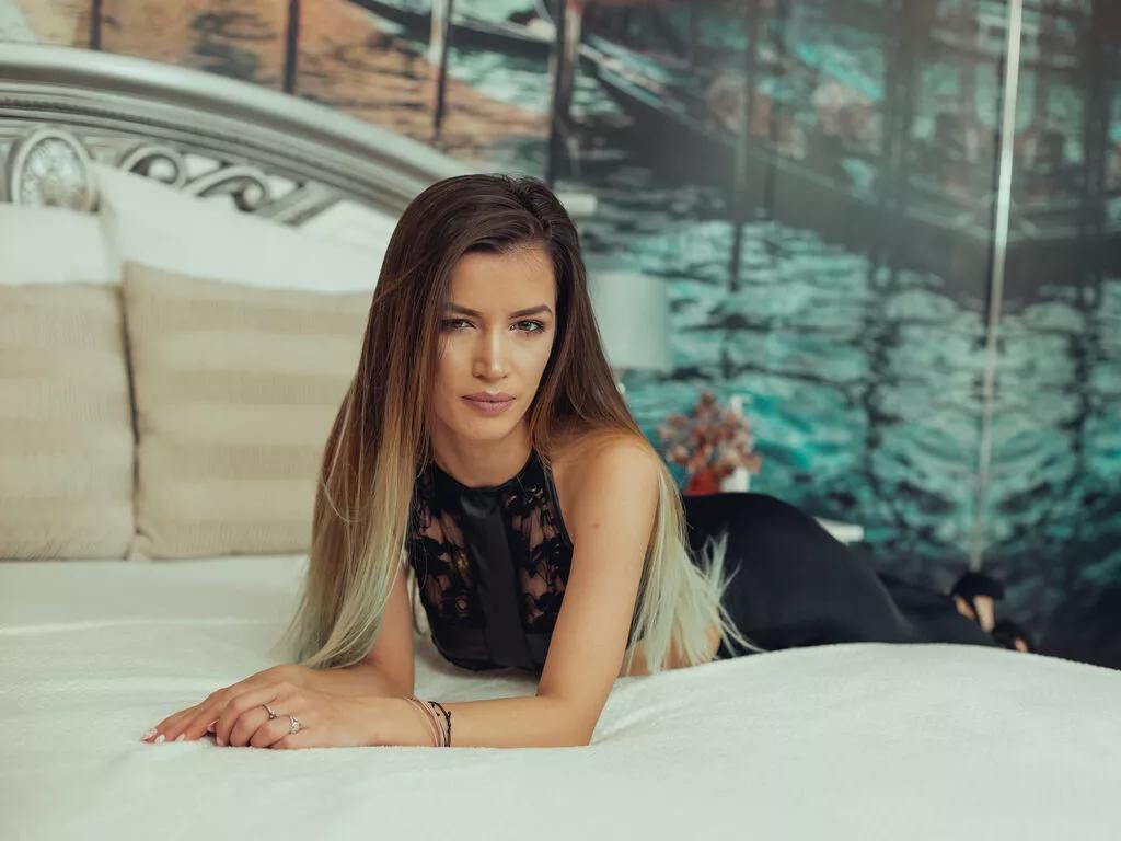 IvySamek — I love ice cream, cats and smell of coffee in the morning