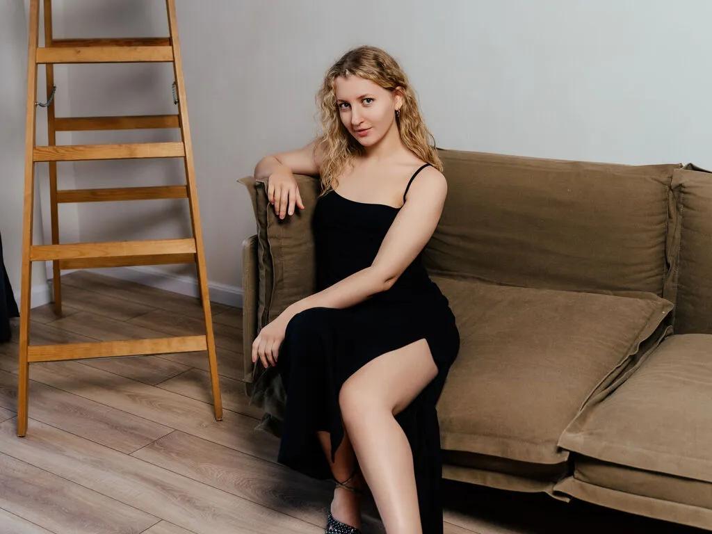 JolynJoestar — I love when you're open about your fantasies and ready to share them with me. I enjoy long, sensual conversations, playful teasing, and those moments when a special chemistry sparks between us