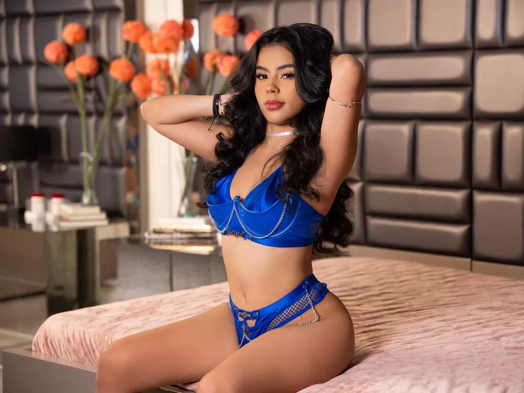 JulianaCarrera — Travel the world, love to find new places to eat and play video games.