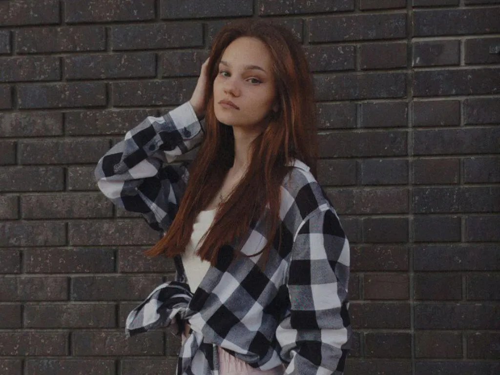 KaiKiening — I love when people treat me with respect and want to know my creative personality) I love walks along the sea coast, delicious food and cute things