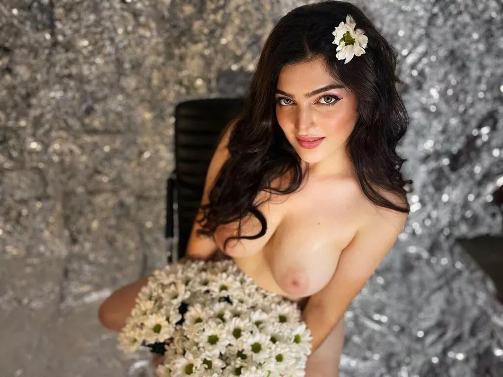 KamillaRey — Most of all I want to get to know you better, dear, I will be interested in everything about you, I love listening to people and their fantasies .