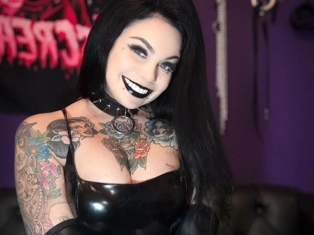 LeonaMoon — Gaming, movies, cars, animals, make up, tattoos, food.