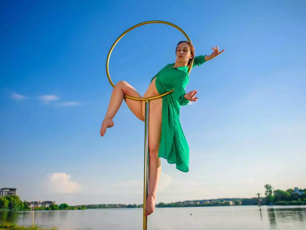 LucyStrike — I like open minded people, since I am very open minded too! Show me your real self