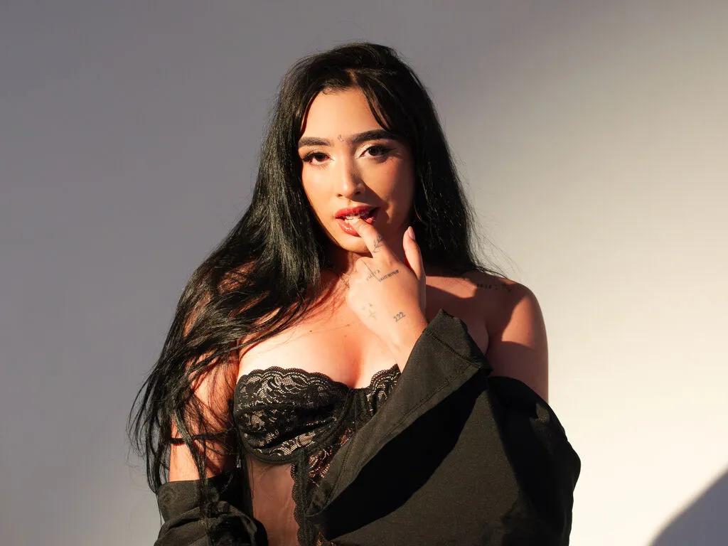 LunaRoos —  Just a sweet girl with naughty thoughts you wish you could hear......