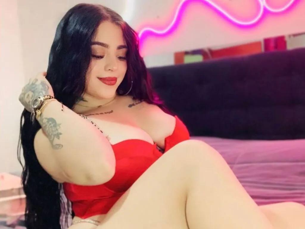MadissonLaurent —  What I love the most is feeling a genuine connection with the one who's with me, sharing laughter, glances, and intense moments . I adore when someone makes me feel special and seduces me with sweet words, but I also enjoy it when they know...