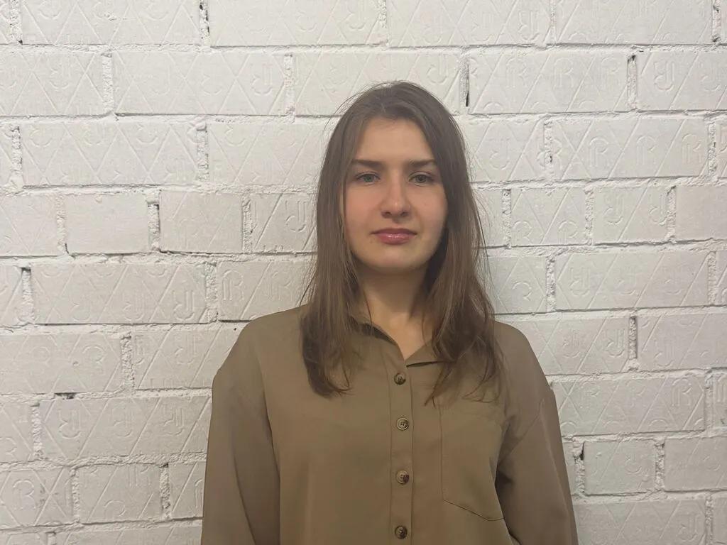 MistyViniard — My dream is to visit South Africa someday to see its incredible wildlife, explore safaris, and learn about its diverse traditions. I also enjoy trying new hobbies like painting and learning new languages.