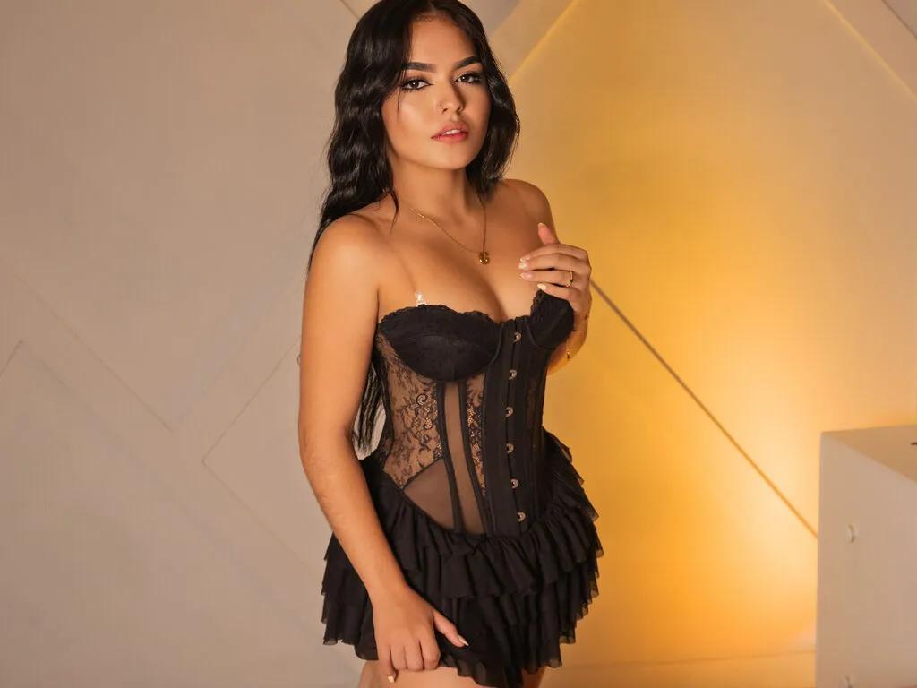 NiaRobins — what I love are the textures, feel like something rubs on my body, a little wet or hard but that delight 