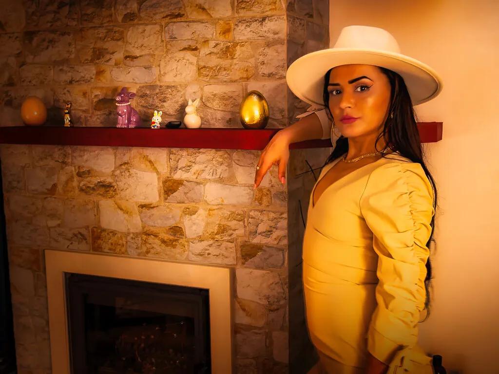 SiennaMuse — I'm a woman who adores the art of romance --- soft touches, deep kisses, and sweet words whispered in the dark. I believe true connection begins with a glance and deepens with every tender moment shared. I'm playful, sensual, and always open to...
