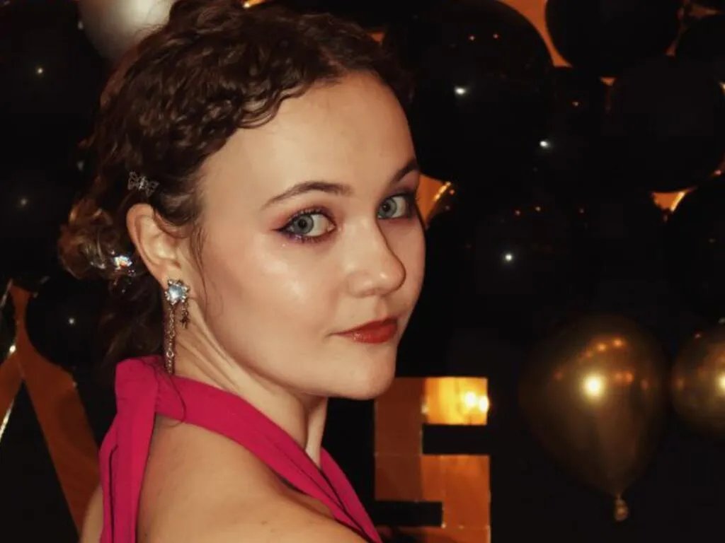 VioletteCandella — Can you keep a secret? Neither can I.