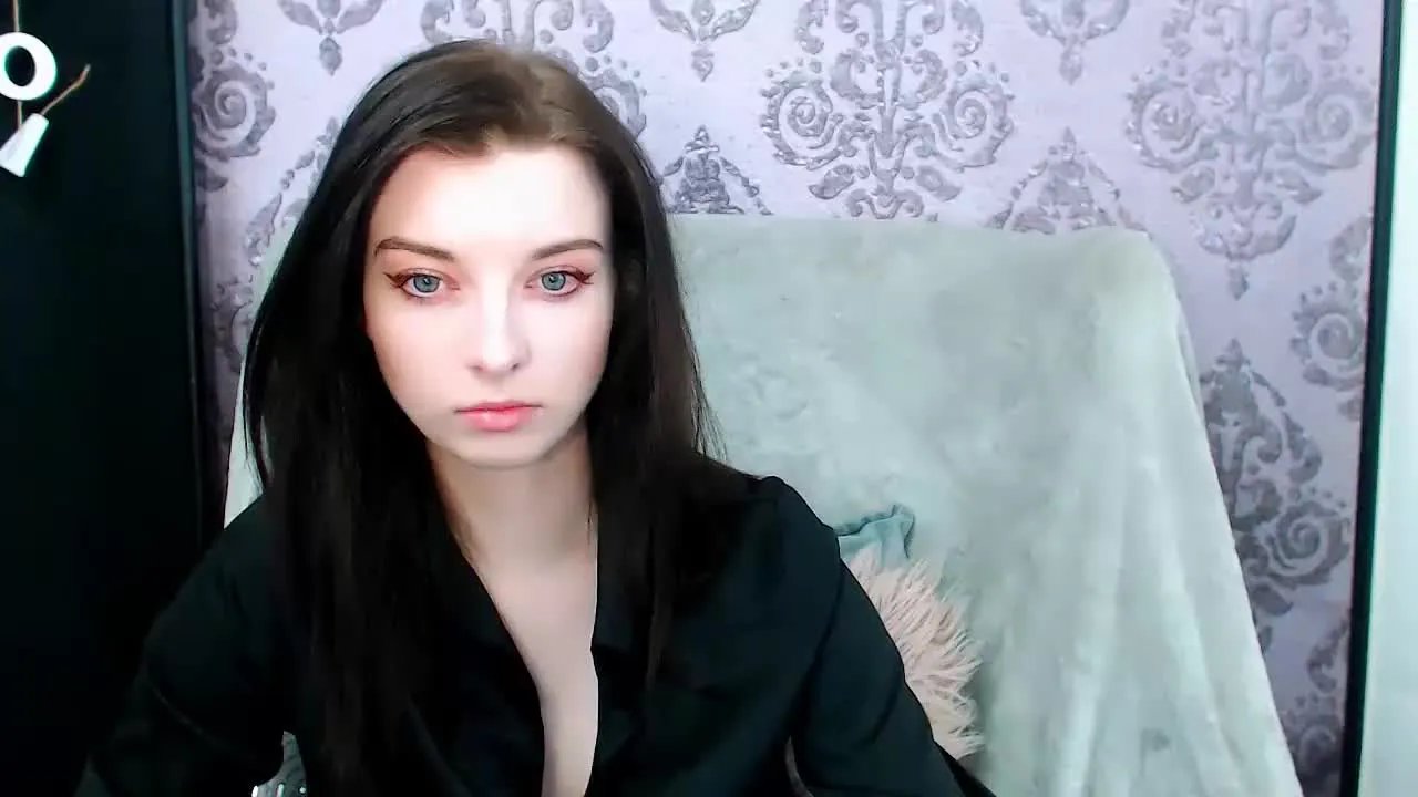 DominaLuna — Freechat on Streamray